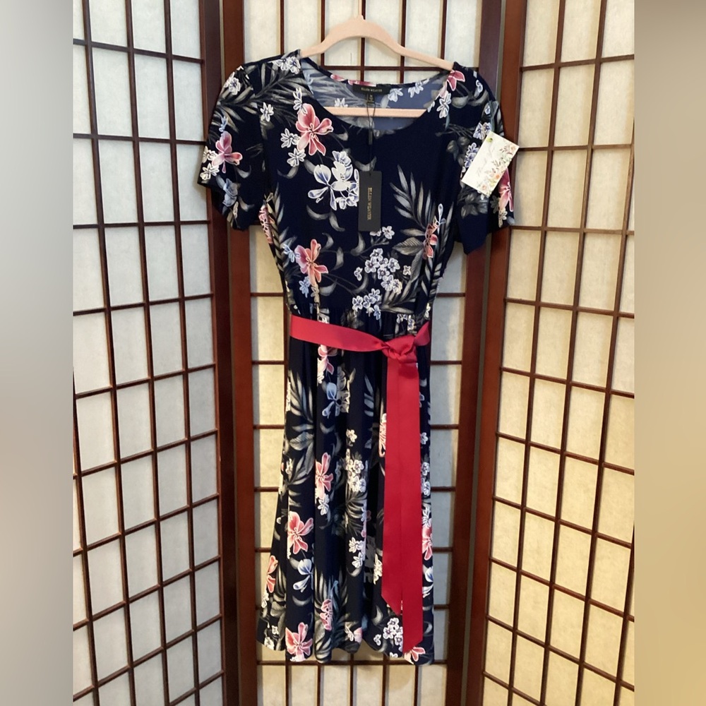Ellen Weaver Bold Navy Floral Movement Dress Size M